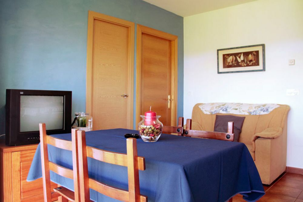 Gozon Apartamentos Mirapenas מראה חיצוני תמונה