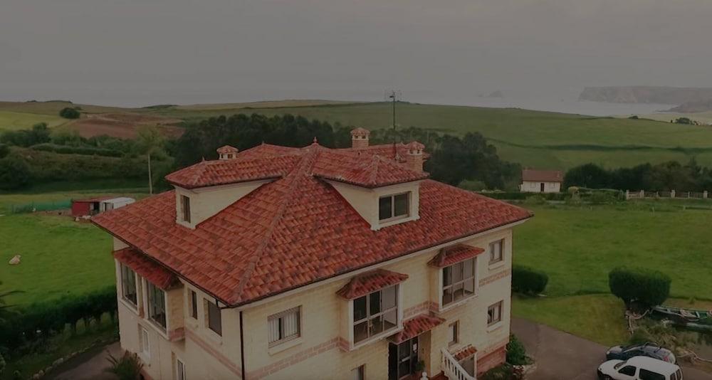 Gozon Apartamentos Mirapenas מראה חיצוני תמונה